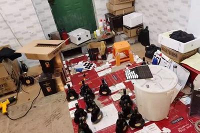 廣東省中山市市場監(jiān)管局聯(lián)合警方成功搗毀一制售假酒黑窩點(diǎn)，保障酒類經(jīng)營安全